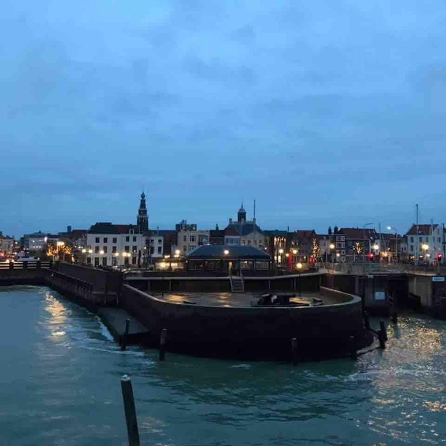 Onder De Boule Petit Vlissingen Exterior foto